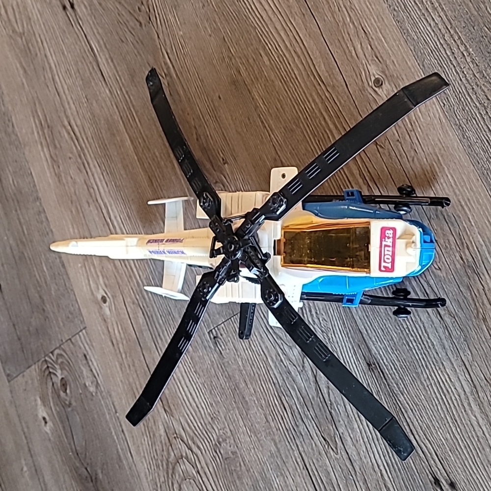 Vintage tonka air rescue with working lights and audio buttons missing wench